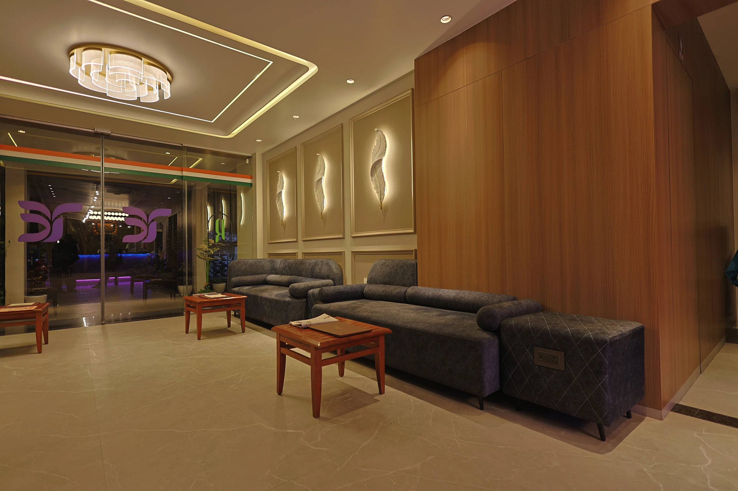 Hotel The Excellency Reception and Waiting Lounge