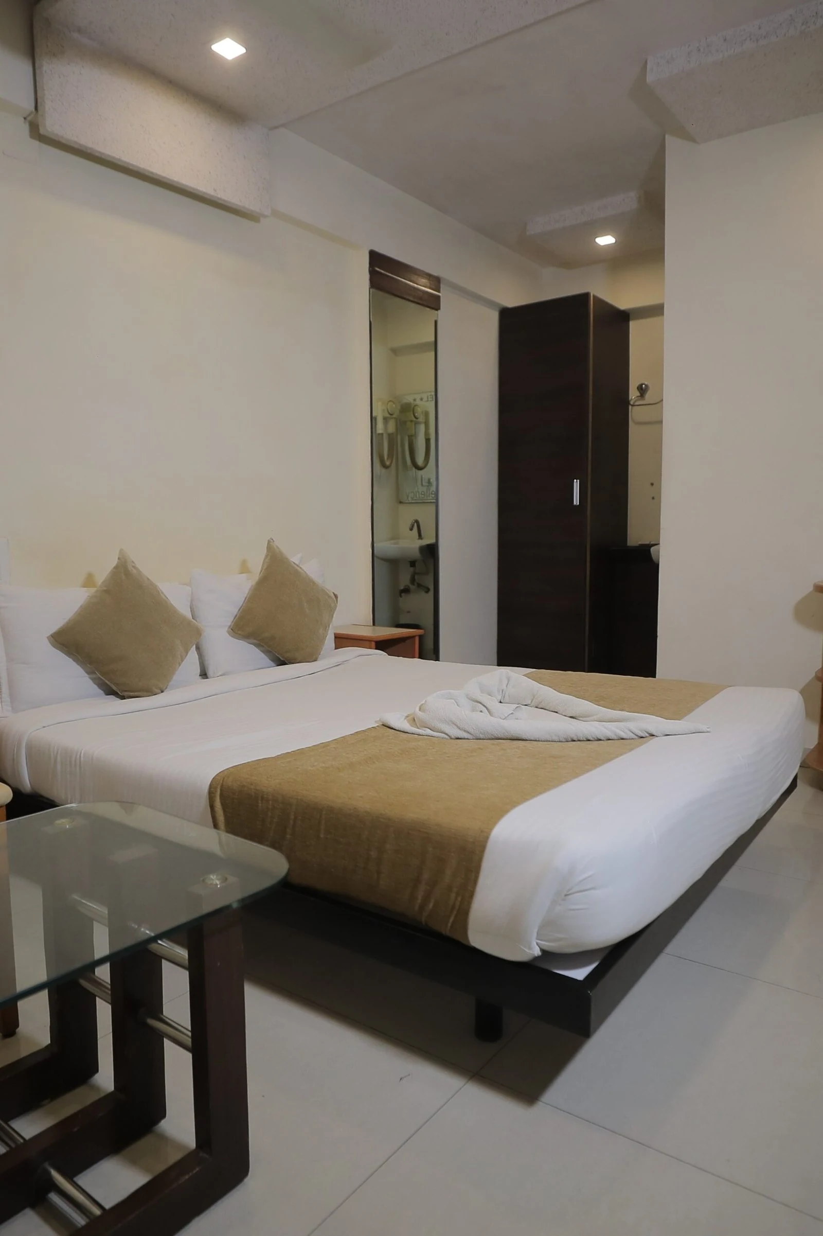 Standard Single Room Overview